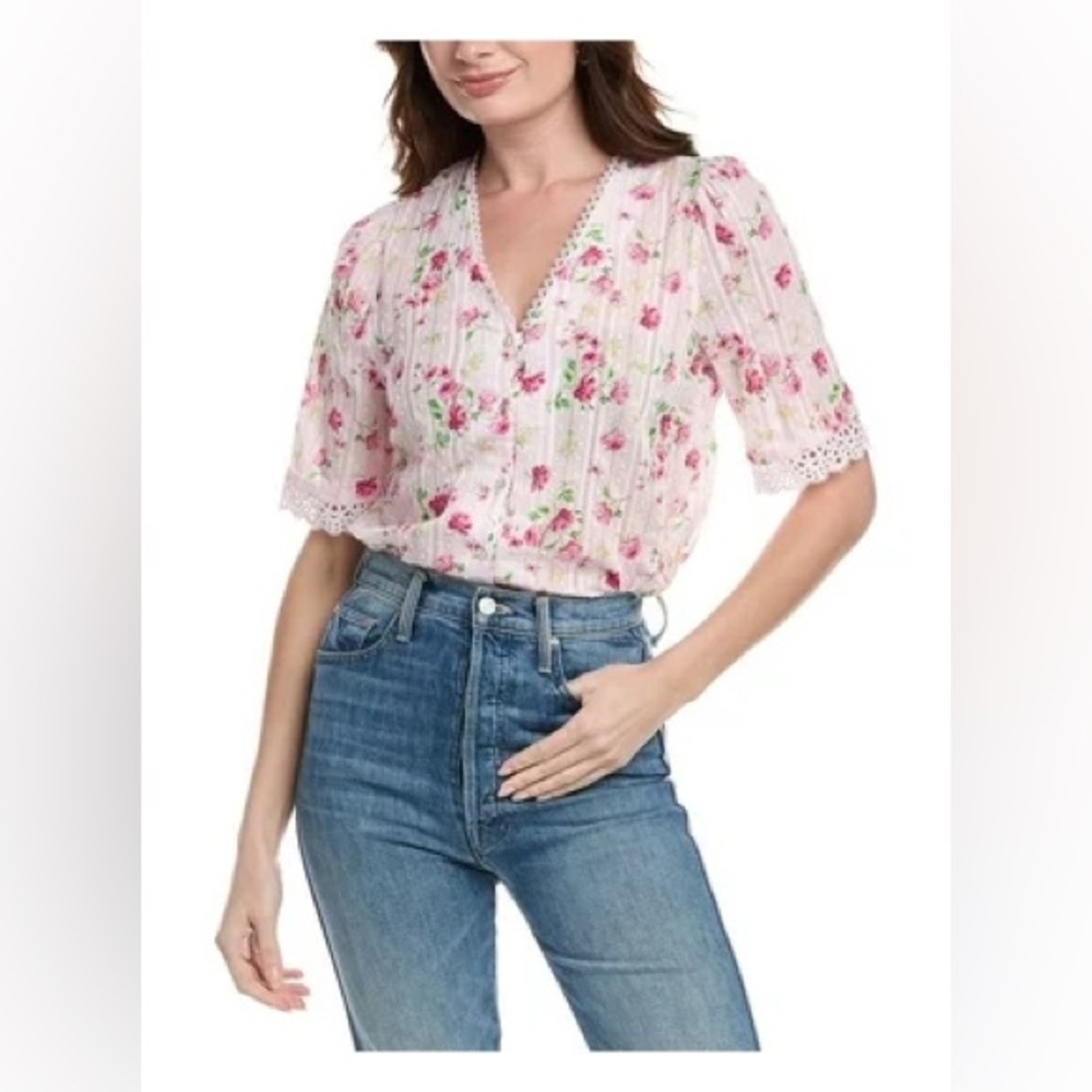 Nanette Lapore Floral Lace Button Top size L‎